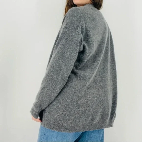 SOLD vintage lambswool angora rabbit hair blend button down cardigan sweater - Picture 4 of 5